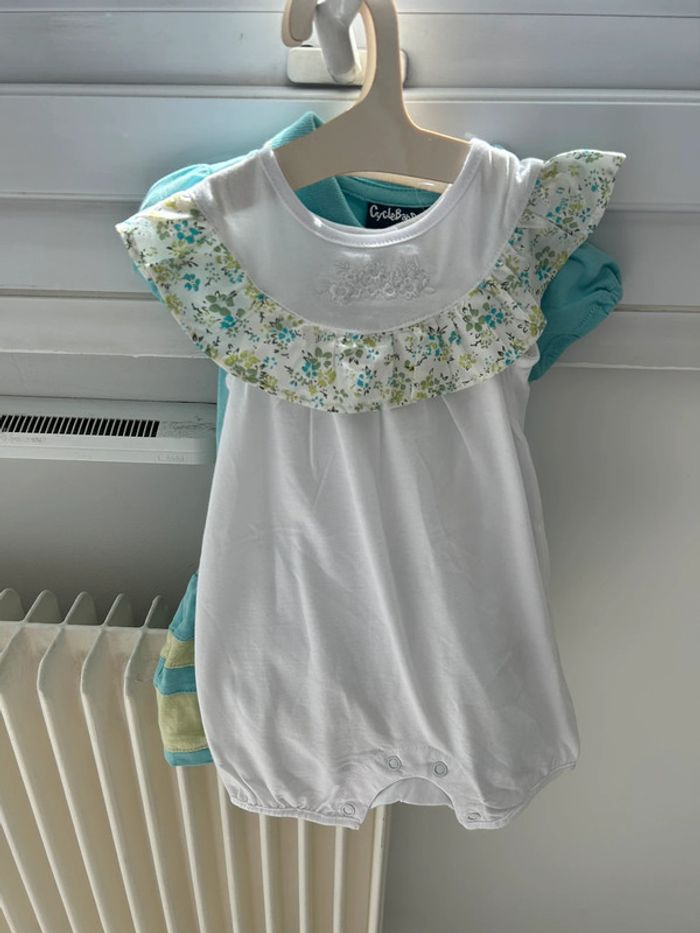 Barboteuse et robe