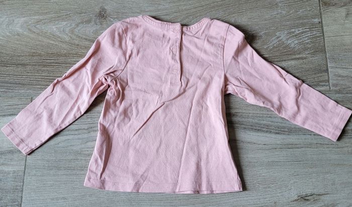 Lot de 2 t-shirts manches longues  à cœurs taille 36 mois - photo numéro 3