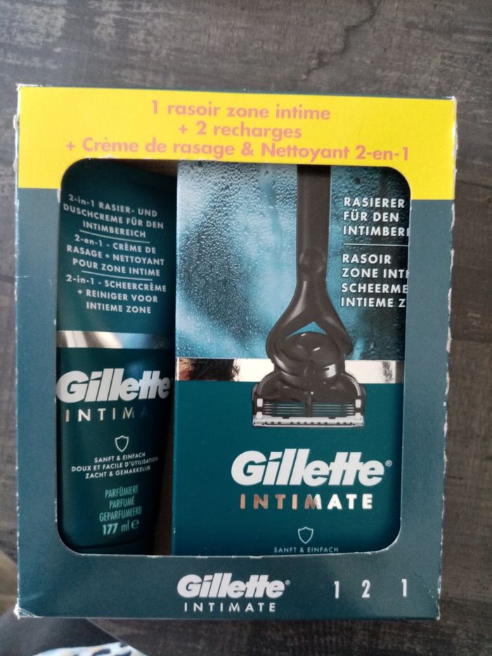 Lot gilette intimate