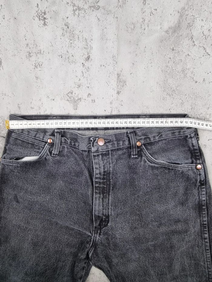 Jeans Wrangler gris foncé – Taille 36x34 Hommes (mesures en photos) - photo numéro 5