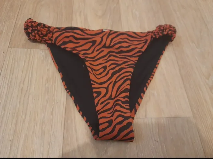 bas de maillot de bains taille 40