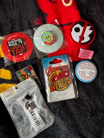 Lot de pins et broches