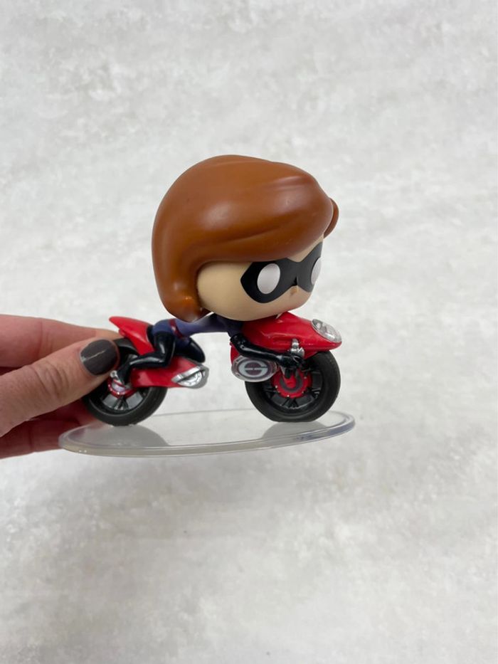 Funko pop Disney Les indestructibles Elastic girl - photo numéro 8