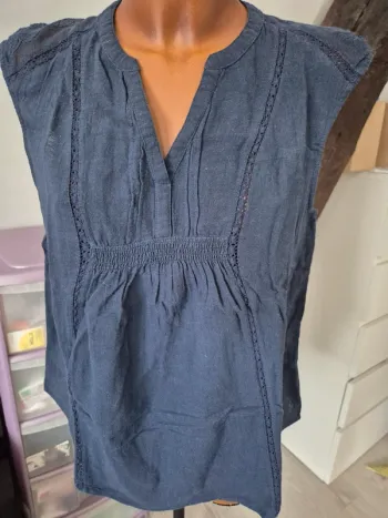 Blouse sans manches