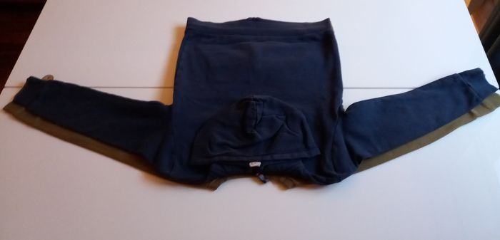 Sweat 10 ans - photo numéro 4