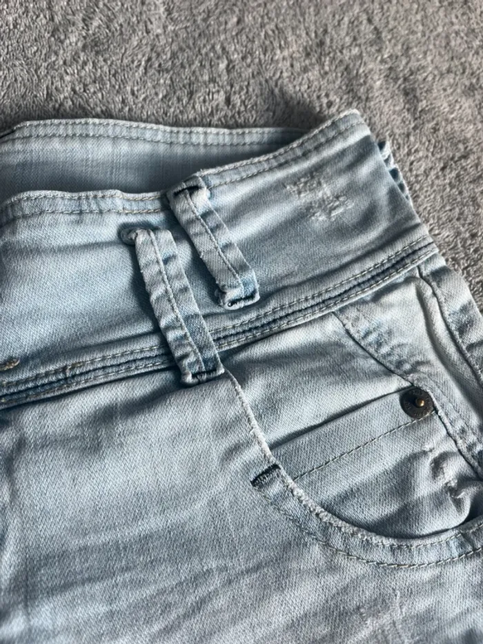 Short en Jean Ykk Taf Denim Rules Taille 40 – Bleu Clair Délavé, Coupe Classique – Casual & Bohème - photo numéro 2