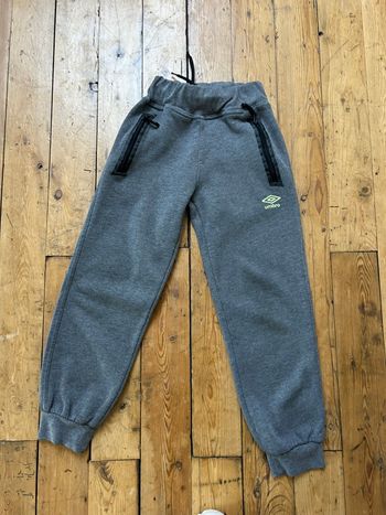 Pantalon de jogging gris 8 ans Umbro