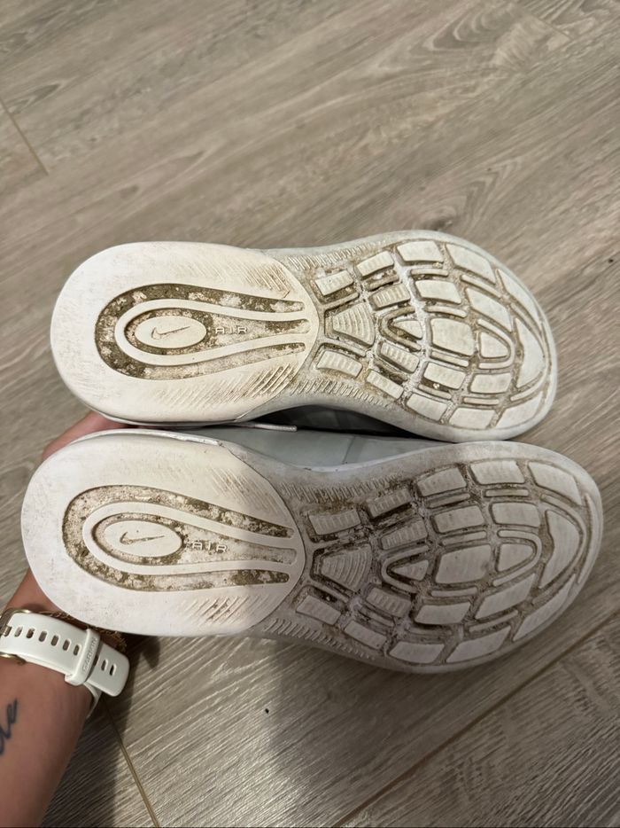 Baskets Air Max Pointure 35,5 - photo numéro 8