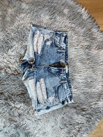 Short stradivarius 42