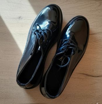 Chaussures Habillées 🖤 Vernies à Lacets - tendance - Taille 38 - Idéales Cérémonie & Pro