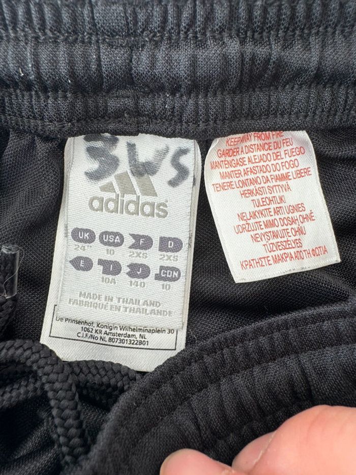 Adidas - photo numéro 2