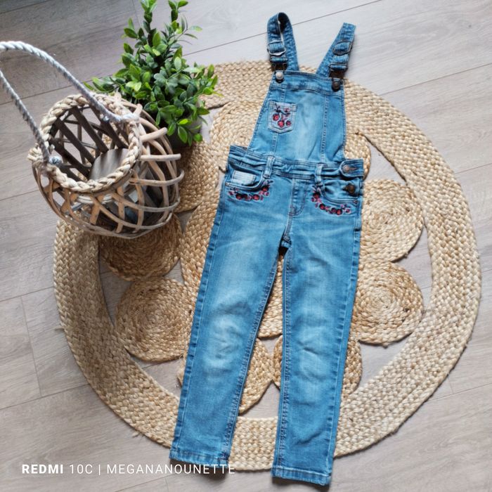 🌸 Salopette Fleurie Creeks – 5 Ans / 110 cm – Parfait état - photo numéro 1