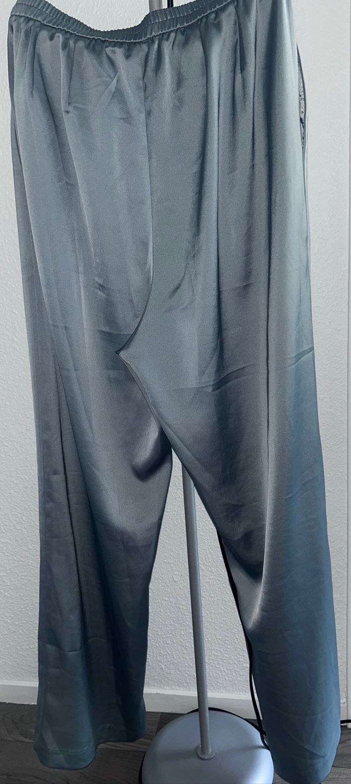 Pantalon en satin - photo numéro 2