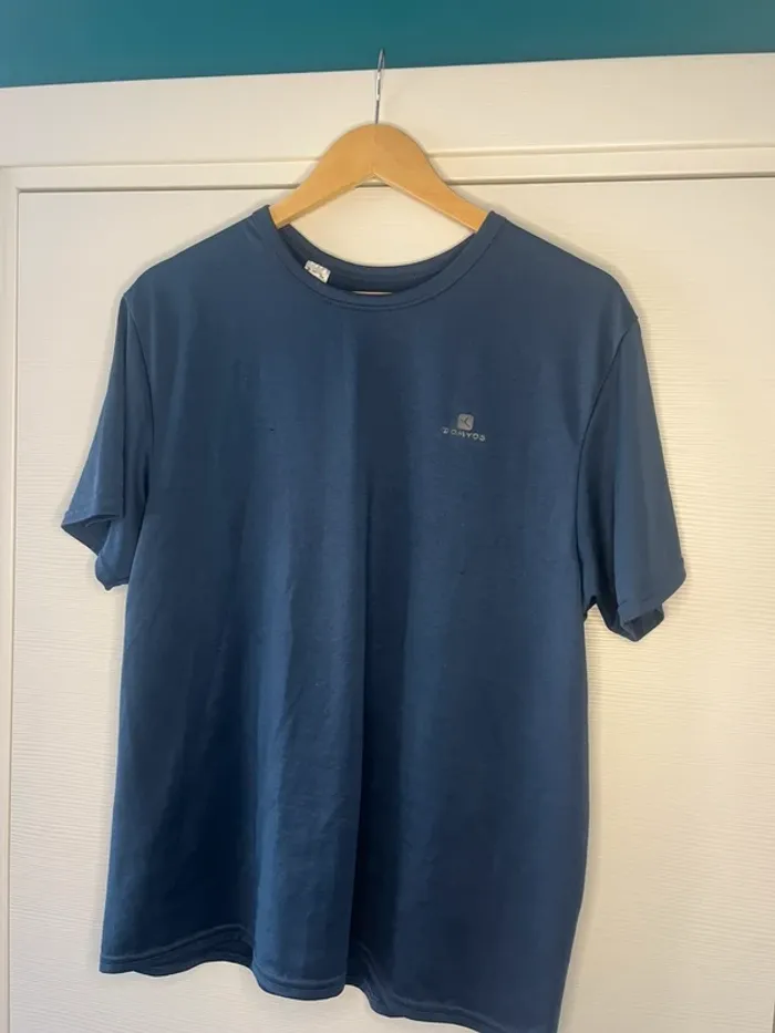 🔹 T-shirt de Sport Bleu Marine – Domyos 🔹