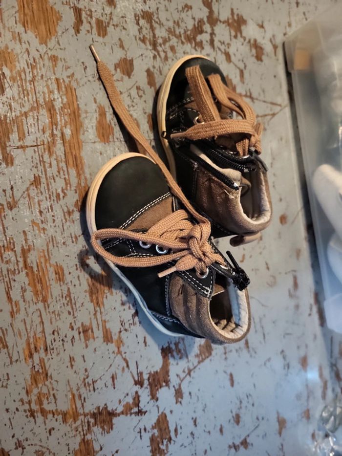Chaussure garçon 👦 - photo numéro 2