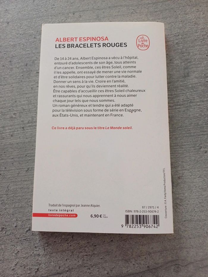 Les bracelets rouges - photo numéro 2