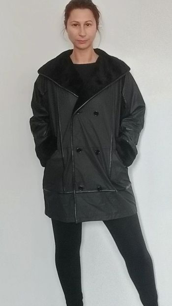 Manteau imperméable col poignets fourrure 38/40