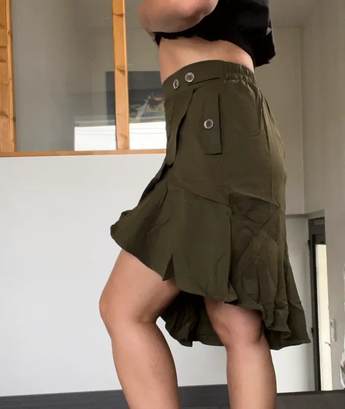 Jupe kaki asymétrique sexy - photo numéro 2