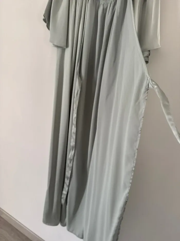 👗 Robe portefeuille d'été ou soirée effet satin- Shein-neuf sans etiquette- taille L couleurverte - photo numéro 9