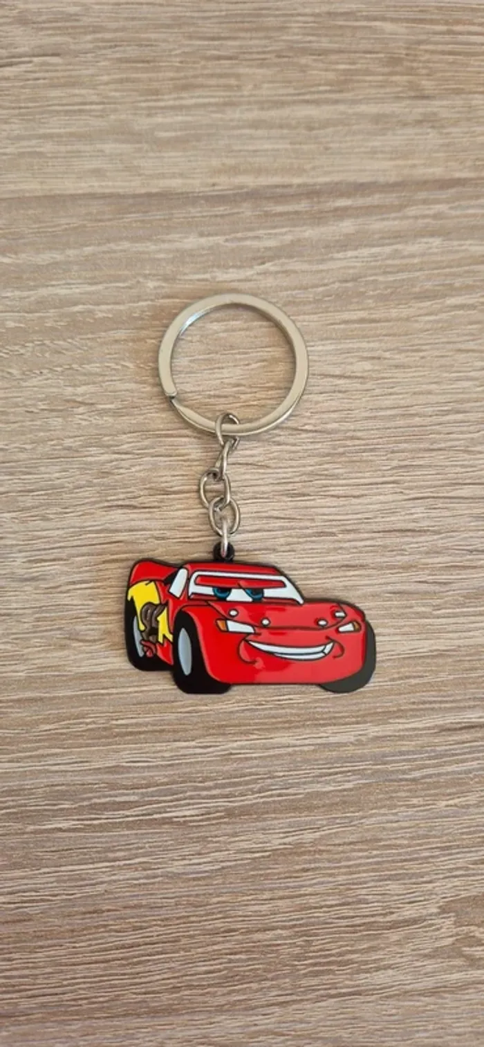 Porte clés 🔑 Cars MC Queen