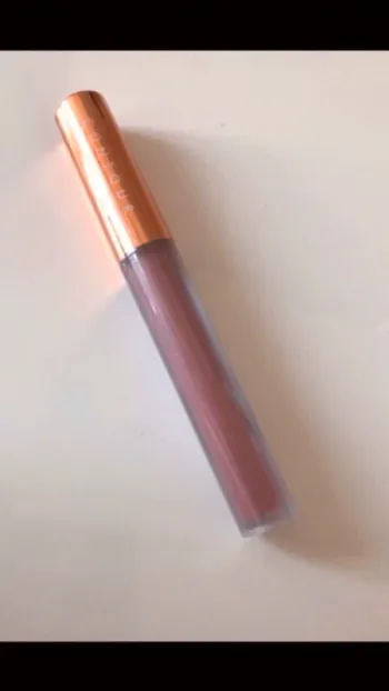 Rouge à lèvres liquide mate