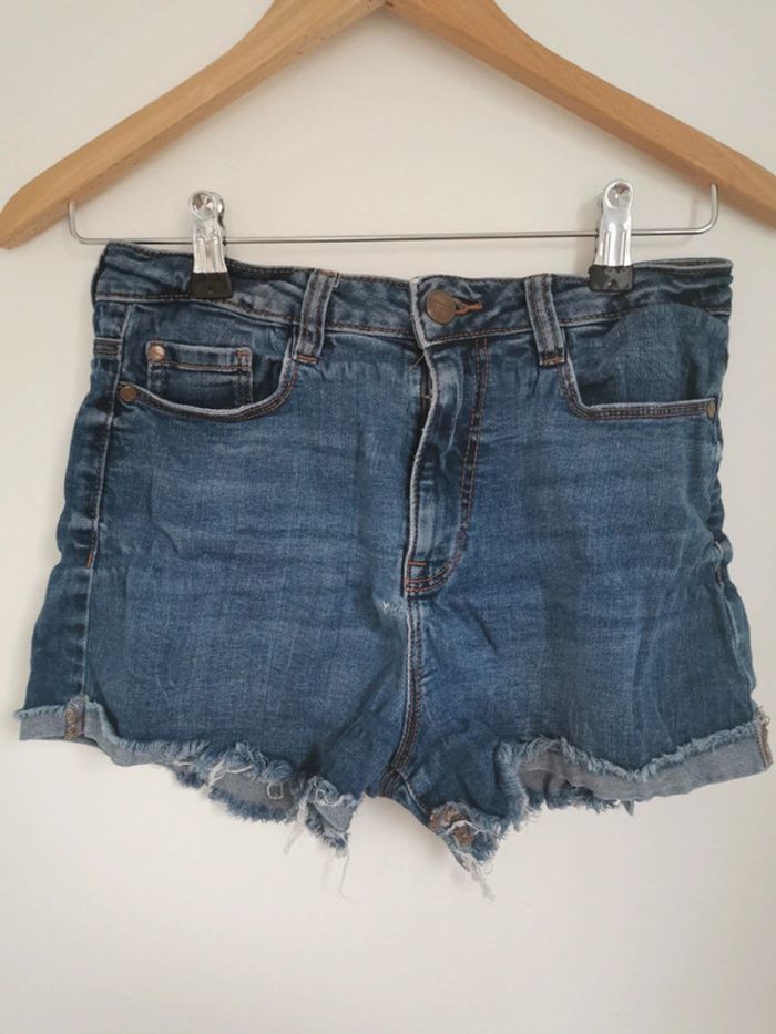 Short Jean S
