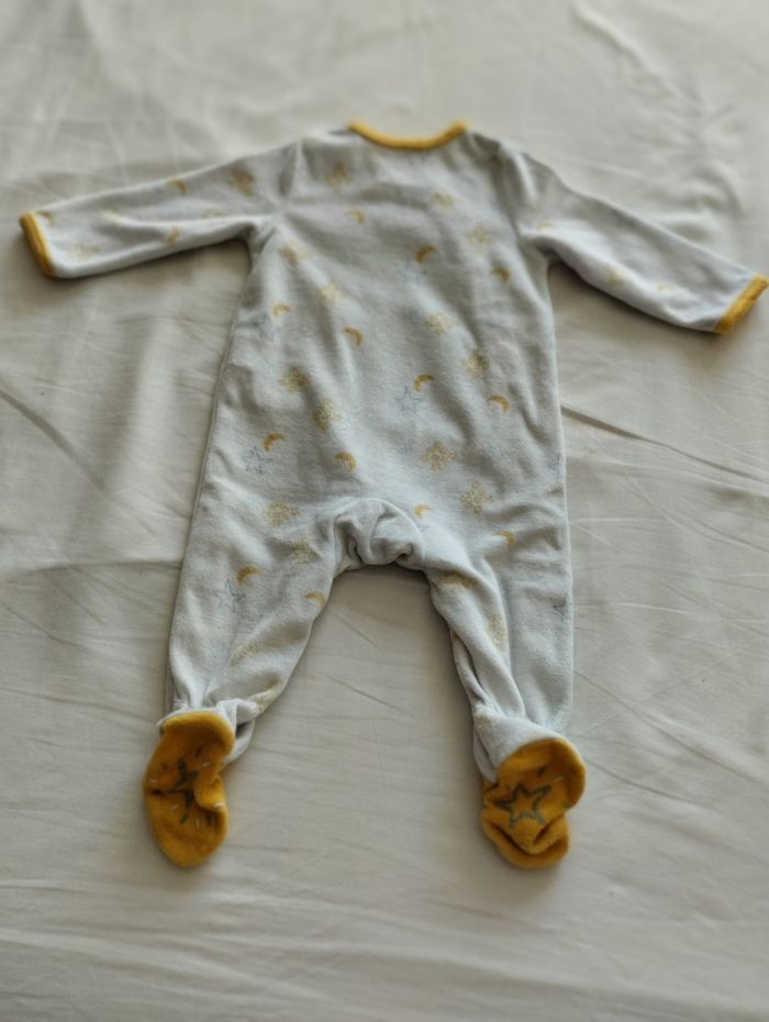 Pyjama velours taille 6 mois - photo numéro 4