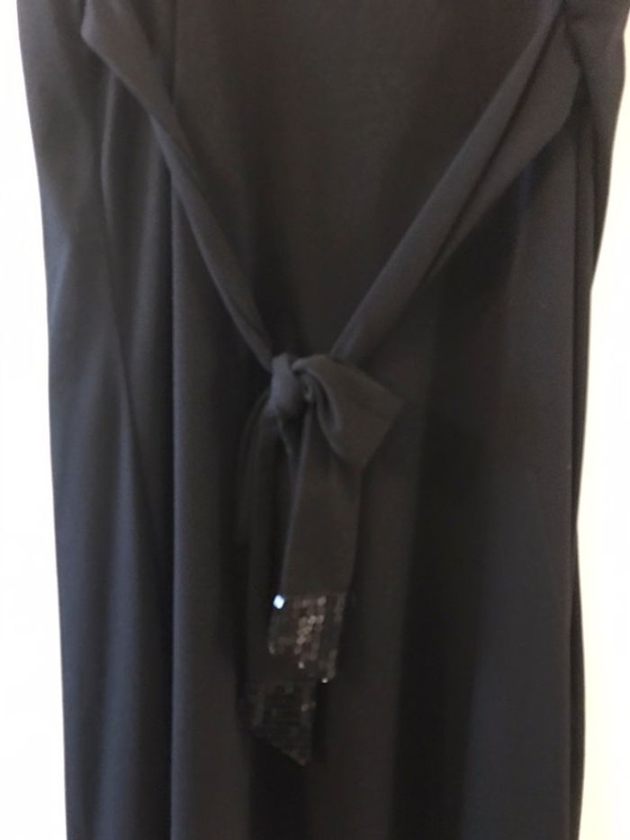 Robe noire - photo numéro 5