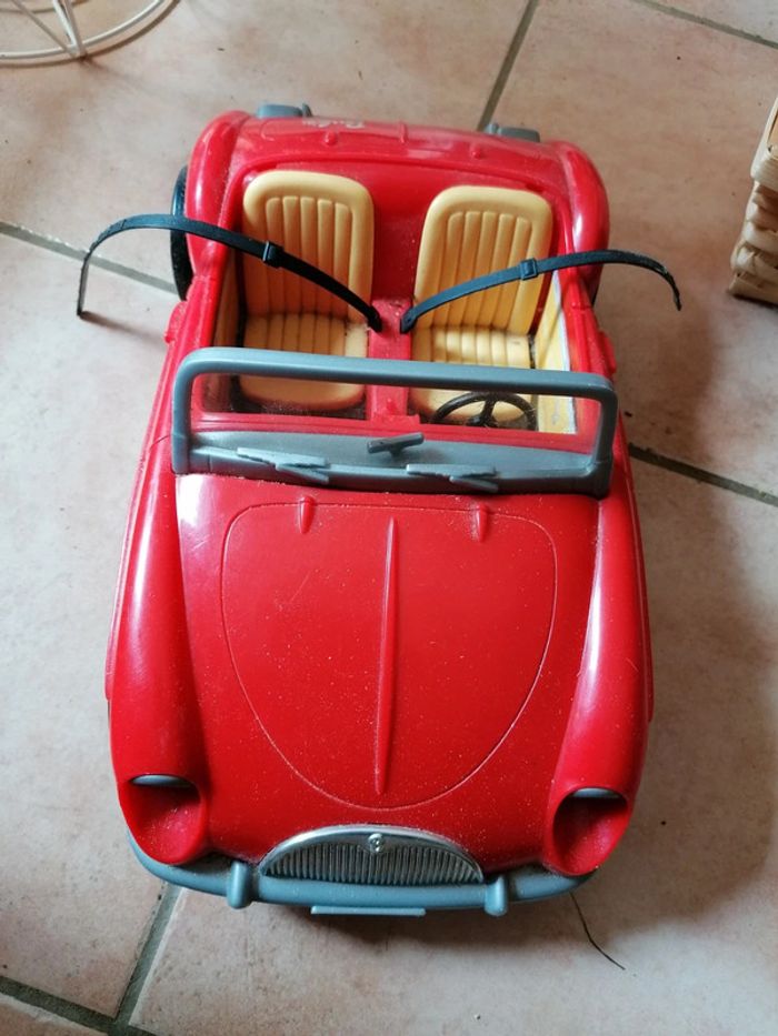 Voiture barbie vintage. Parfait etat