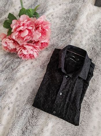 Chemise noire Celio taille S 🌸