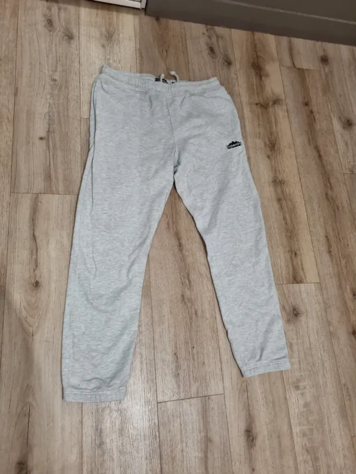 jogging gris superdry