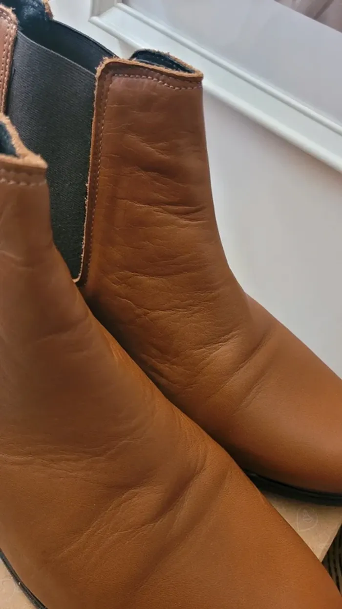 Bottines en cuir camel neuves taille 41 - photo numéro 13