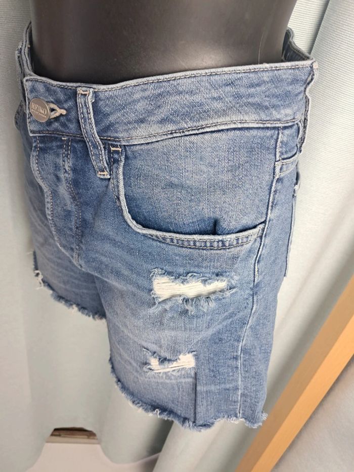 Reiko short en jean d'été T.36 en tbe - photo numéro 4