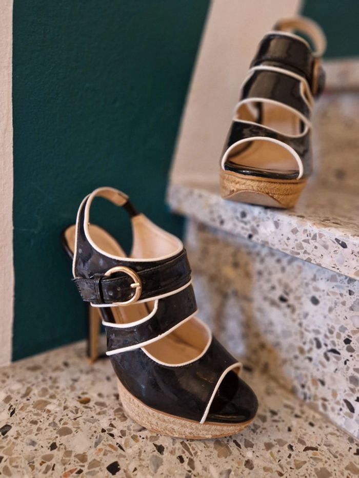 Chaussure été à talon noire