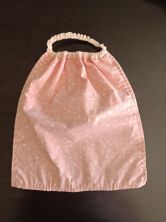 Serviette de table élastiquée, forme bavoir , fille , pour cantine école maternelle - photo numéro 3