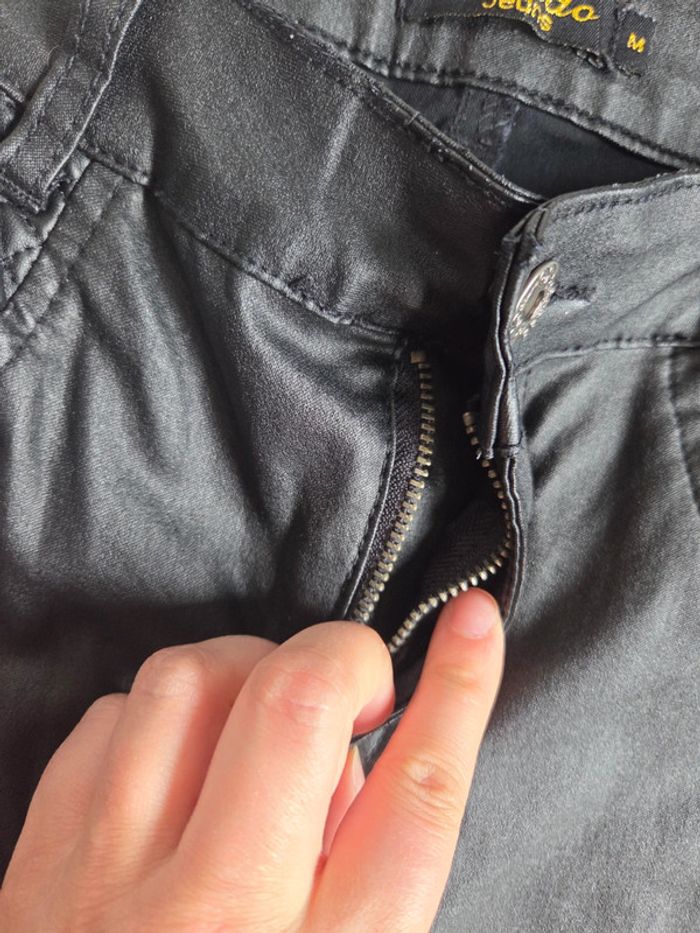 Pantalon noir style cuir onado - taille m - photo numéro 5