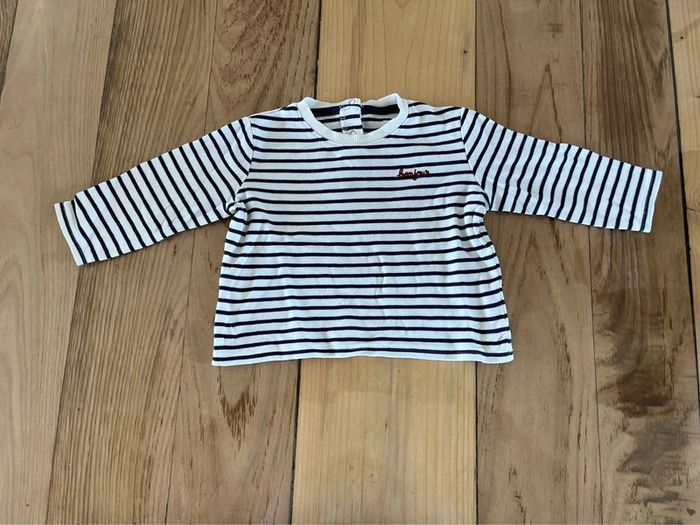 👶 Haut manches longues garçon – Kiabi – 24 mois