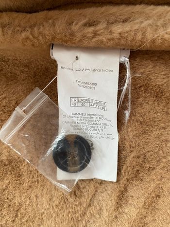 Manteau à fourrure marron