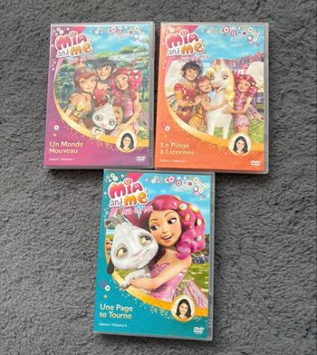 Lot de dvd du dessin animé Mia et moi