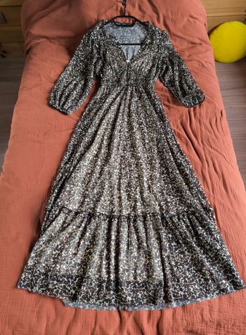 Robe Pull and Bear XS