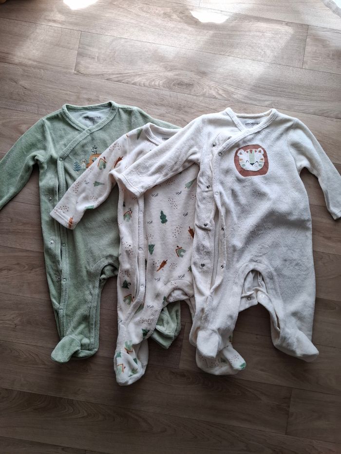 Lot pyjama velours bébé 6 mois
