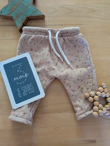 Pantalon velours Kiabi Neuf sans étiquette 3 mois