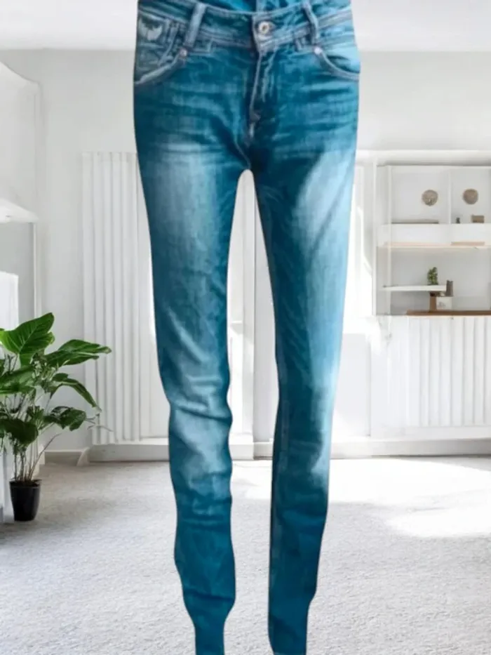 Jean Kaporal , coupe regular ,taille basse , extensible