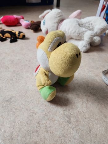 Peluche Yoshi