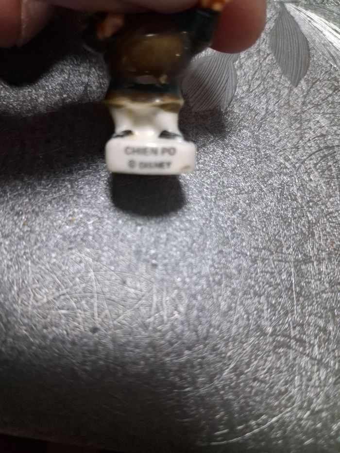 Fève. Chien po de Disney - photo numéro 2