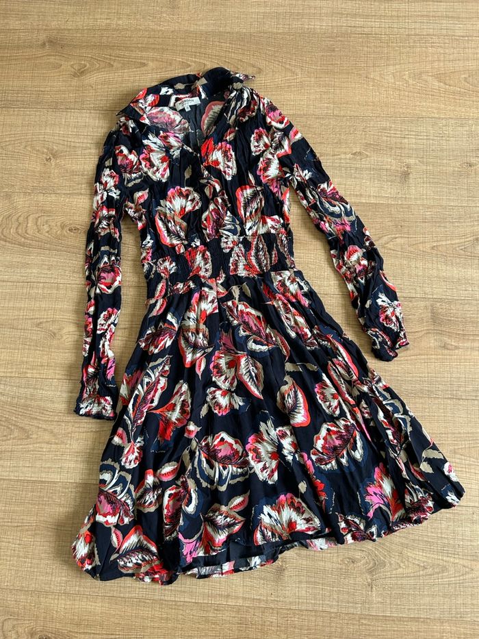 Robe bleue marine et fleurie Morgan taille 36 jamais portée - photo numéro 7