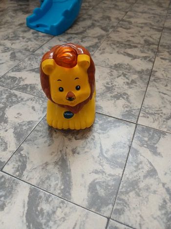 Tut tut animo le lion polisson