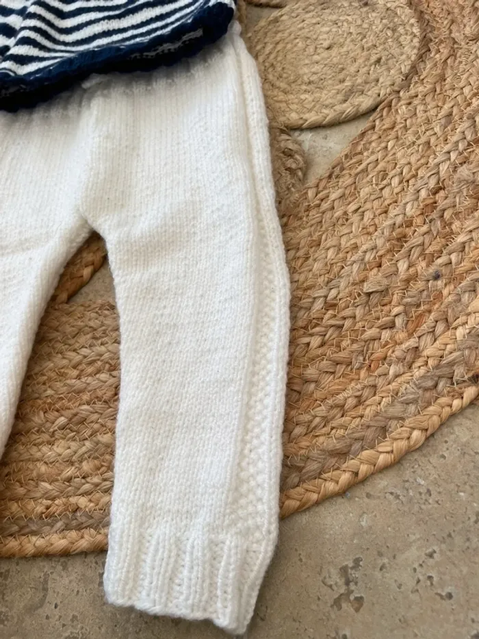 Ensemble avec 2 pantalons 12 mois - photo numéro 4