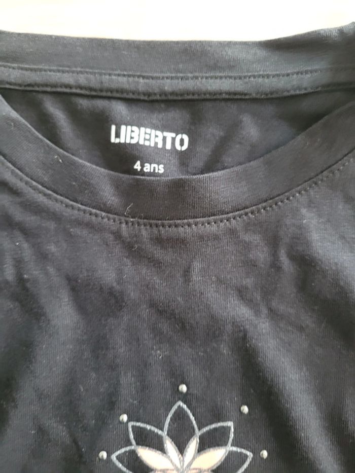 Tee-shirt manches longues neuf - photo numéro 3