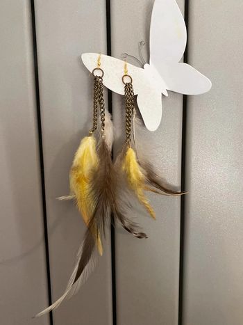 Boucle d’oreille à plumes